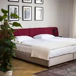 Easy Rent Apartments- Fontana Boutique Apartment *