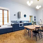 Easy Rent Apartments- Fontana Boutique
