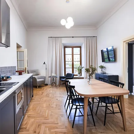 公寓 Easy Rent Apartments- Fontana Boutique