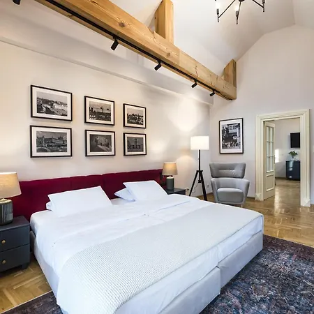 Easy Rent Apartments- Fontana Boutique Apartment *