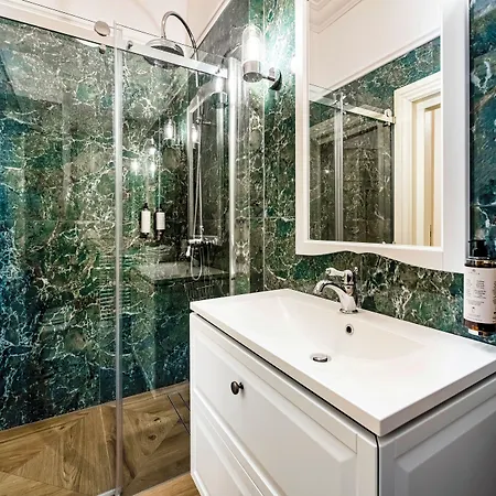 Апартаменти Easy Rent Apartments- Fontana Boutique *