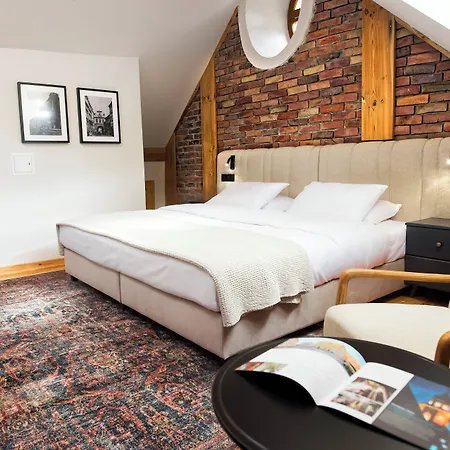 Easy Rent Apartments- Fontana Boutique Apartment