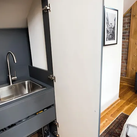 Easy Rent Apartments- Fontana Boutique Apartment *