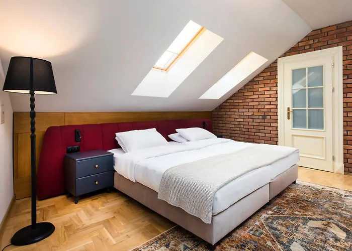 Easy Rent Apartments- Fontana Boutique Apartment *